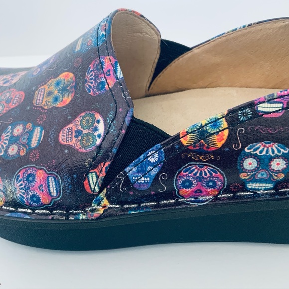 Alegria Leather Sugar Skulls Nursing Flat-form Loafer Women’s Size EU37/US 7-7.5 - Picture 14 of 16